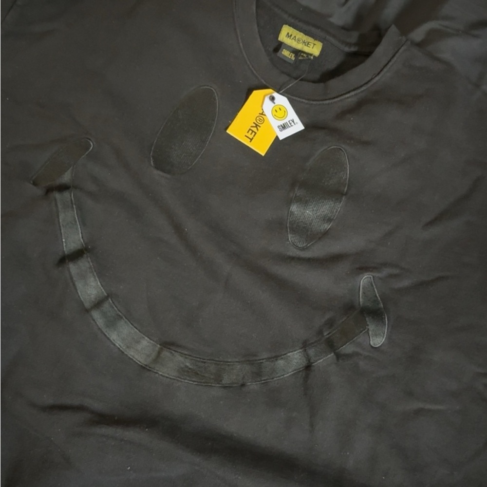 Crewneck - Picture 3 of 4